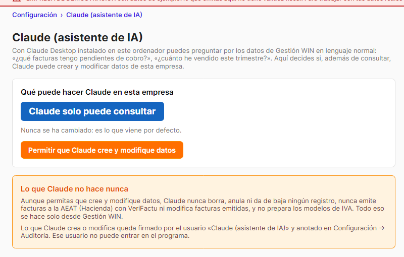 Pantalla Configuración, Claude (asistente de IA), de Gestión WIN: Claude solo puede consultar y botón para permitir que cree y modifique datos